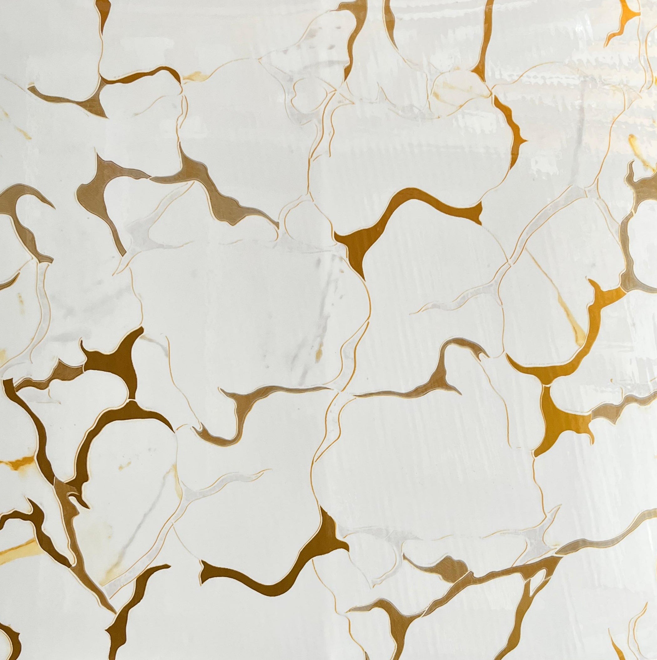 White texture with gold veining shaded UV Coated Real Marble Tile Designed wall Stickers, Self Adhesive And Washable Wall Stickers For Wall Decoration (60 CM x 60 CM) ( Set Of 05 )(MS-60)